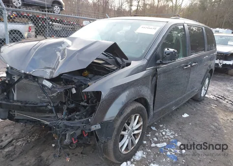 2018 Dodge Grand Caravan Sxt z USA, uszkodzony, nr VIN 2C4RDGCG7JR253482